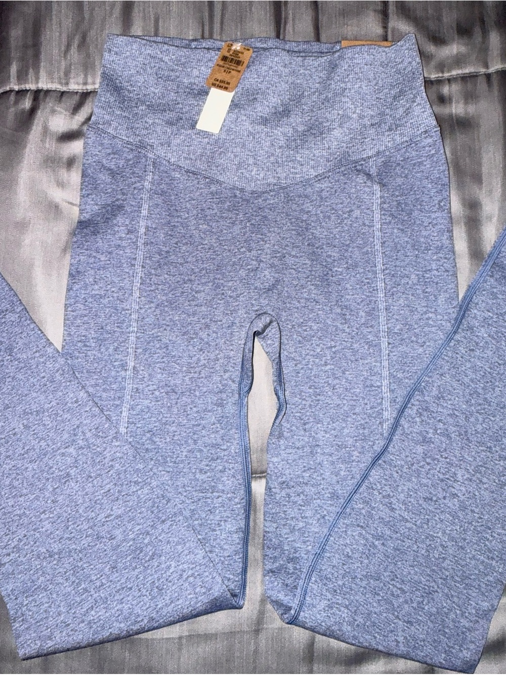 Victoria Secret Seamless Leggings size small (new)